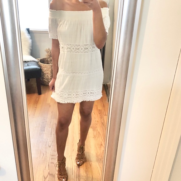 American Eagle Outfitters Off Shoulder Dress - Picture 2 of 8